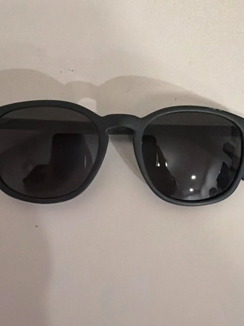 Waterhaul dark gray round sunglasses